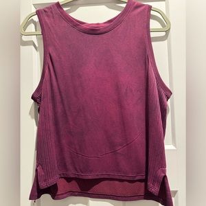 Lululemon Tank / Size 6